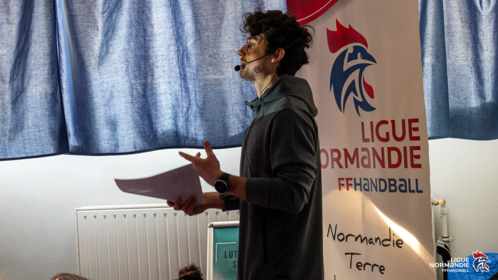 Photographie de la ligue de Normandie de handball lors de l'atelier diététique